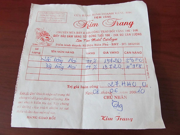 Giay-mua-vang-gom-nhung-loai-nao