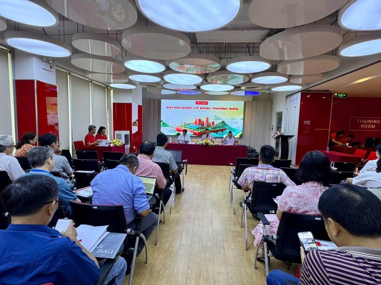 DQC: Chủ tịch Điện Quang xin lỗi