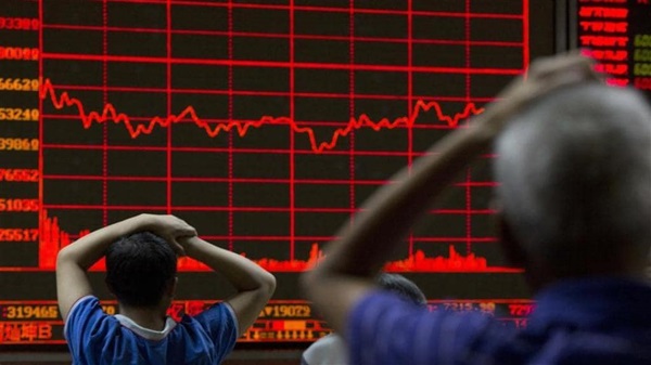 Thị trường chứng khoán Trung Quốc giảm điểm, mất 6000 tỷ USD trong 3 năm như thế nào?