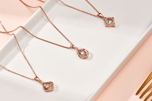 Có nên mua trang sức vàng tây không?