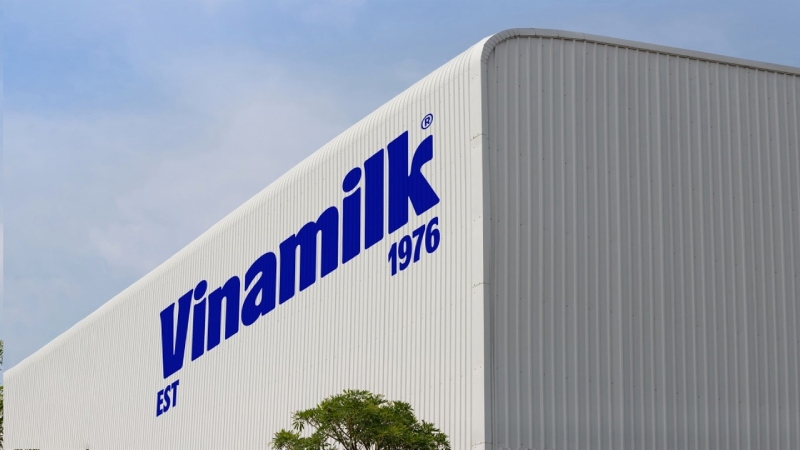 vinamilk tra co tuc