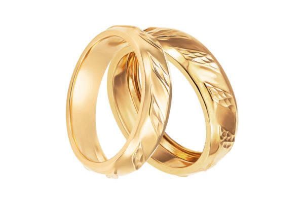 mua-nhan-vang-cuoi-18k-o-dau