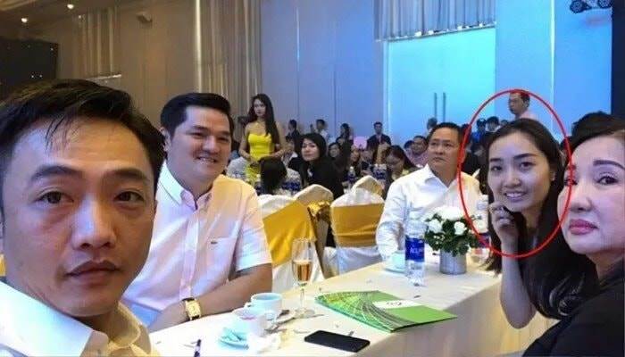 Người phụ nữ kín tiếng là chủ nợ của Quốc Cường Gia Lai