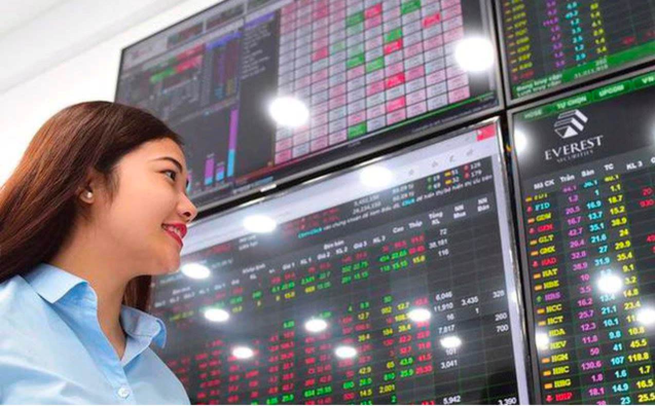 Chuyên gia chỉ ra phương pháp giúp nhà đầu tư “hái lộc” đầu năm khi VN-Index liên tục Sideway