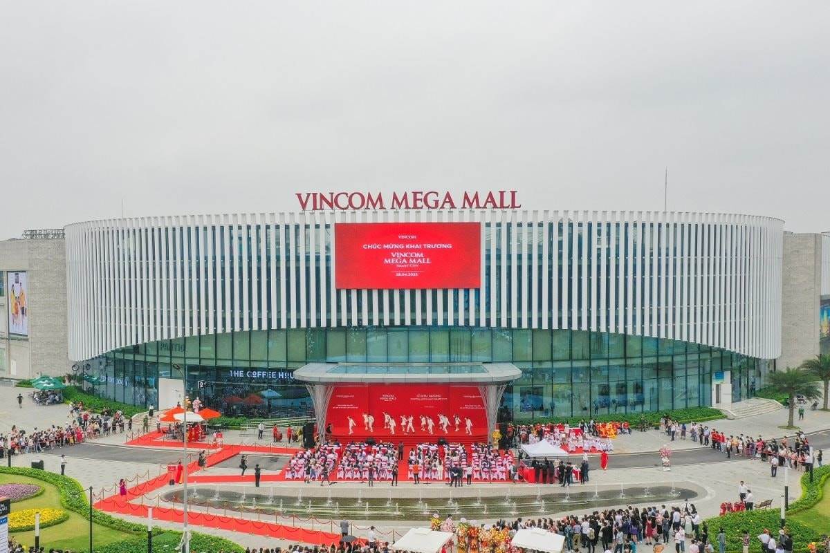 VRE: Lãi hơn 4.000 tỷ đồng trong năm 2024, mở mới thêm 5 trung tâm thương mại
