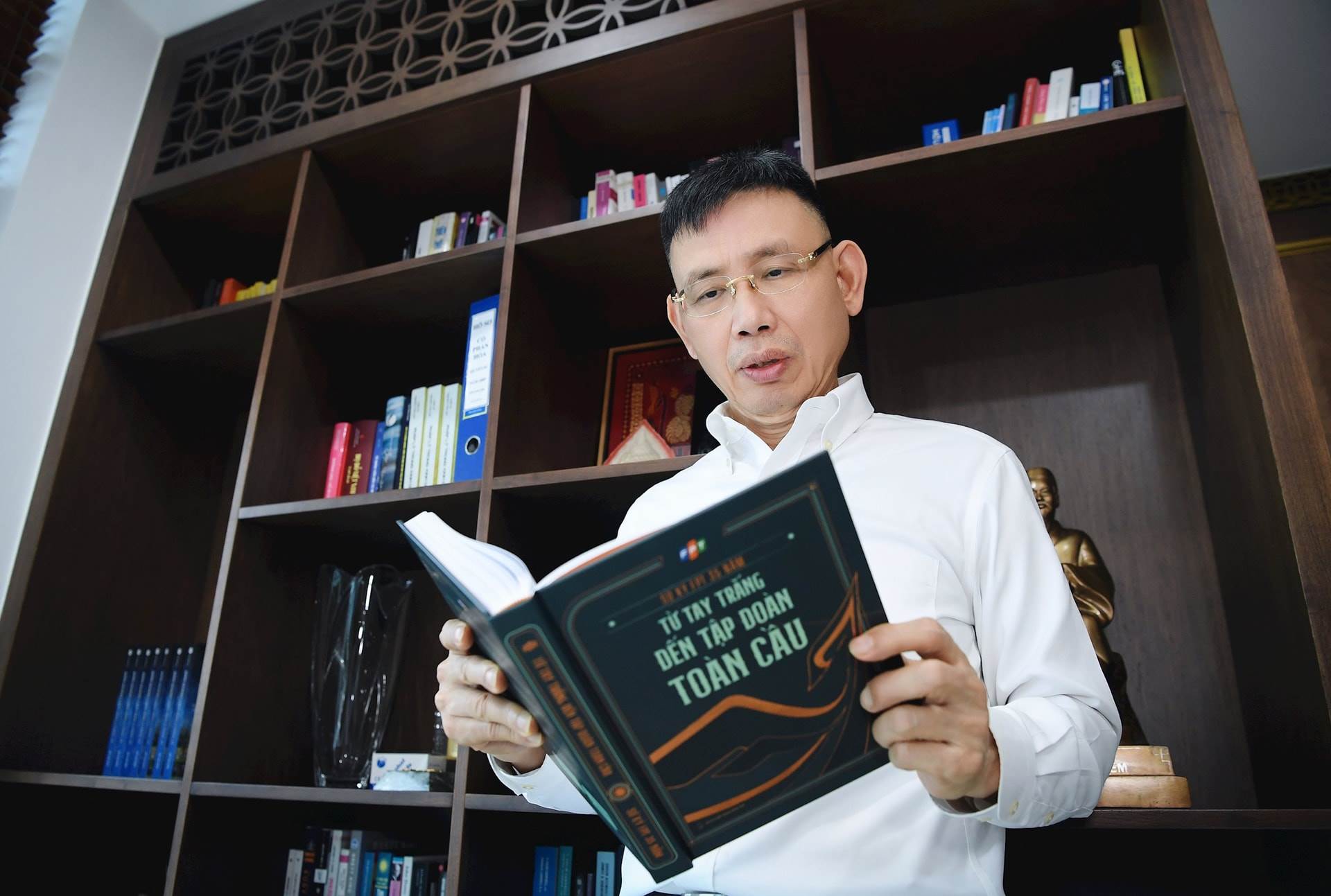 Lãnh đạo FPT: Trung Quốc ra mắt AI vượt trội hơn của Mỹ mặc dù chip lạc hậu hơn, Việt Nam hoàn toàn có cơ hội trong lĩnh vực nghìn tỷ USD này bởi một yếu tố