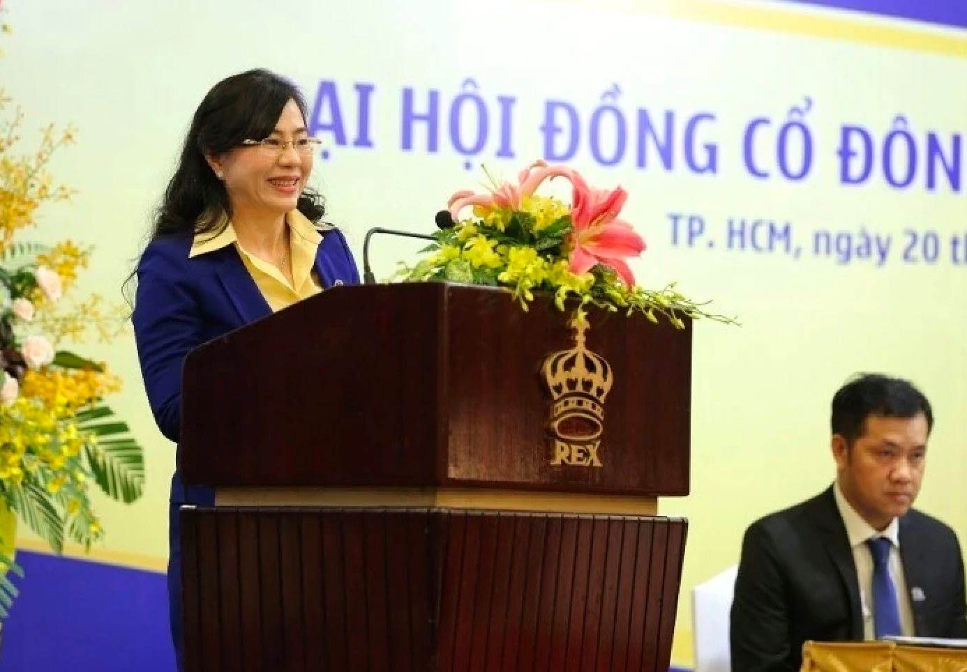 Cặp chồng Rồng vợ Rắn nhà Địa ốc Hoàng Quân: Vị Chủ tịch nói về hạnh phúc 35 năm, khẳng định “không bồ nhí, không con rơi”…, cùng đưa công ty vượt khó