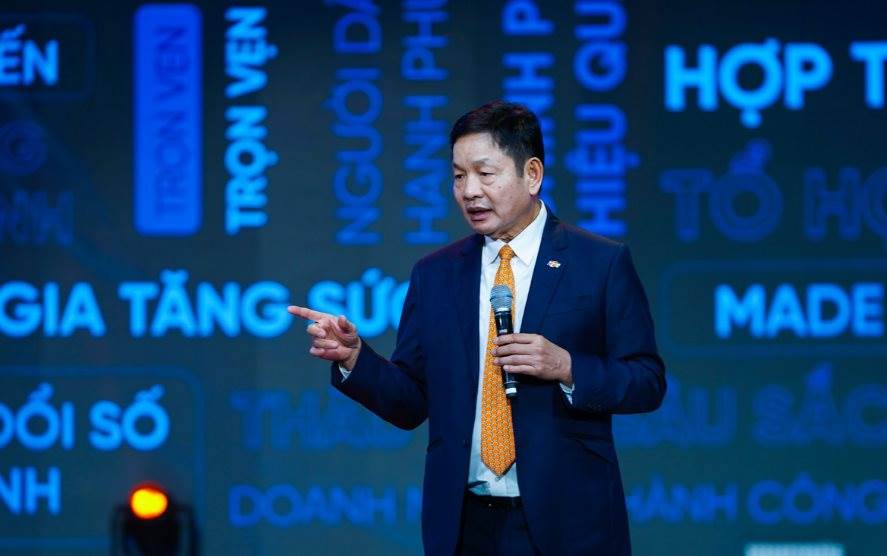Ông Trương Gia Bình “mất” hơn 800 tỷ ngay phiên đầu năm mới