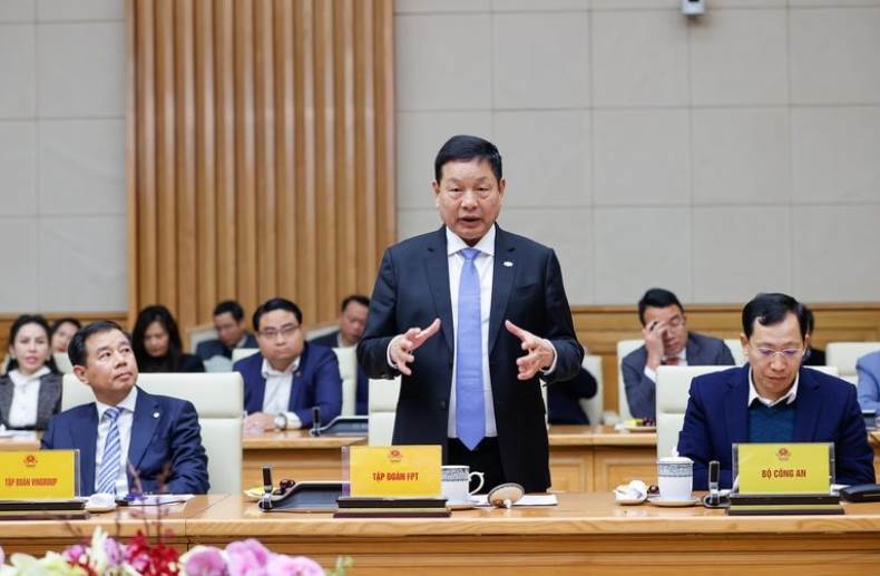 Ông Trương Gia Bình: Cần “bình dân hóa trí tuệ nhân tạo”, chúng tôi có thể đưa AI vào từ lớp 1