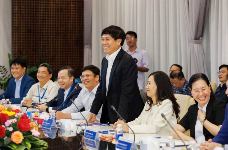 HPG: Tỷ phú Trần Đình Long muốn khai thác mỏ sắt lớn nhất Đông Nam Á đã ‘ngủ yên’ hai thập kỷ, xây nhà máy sản xuất ray tàu hơn 10.000 tỷ đồng