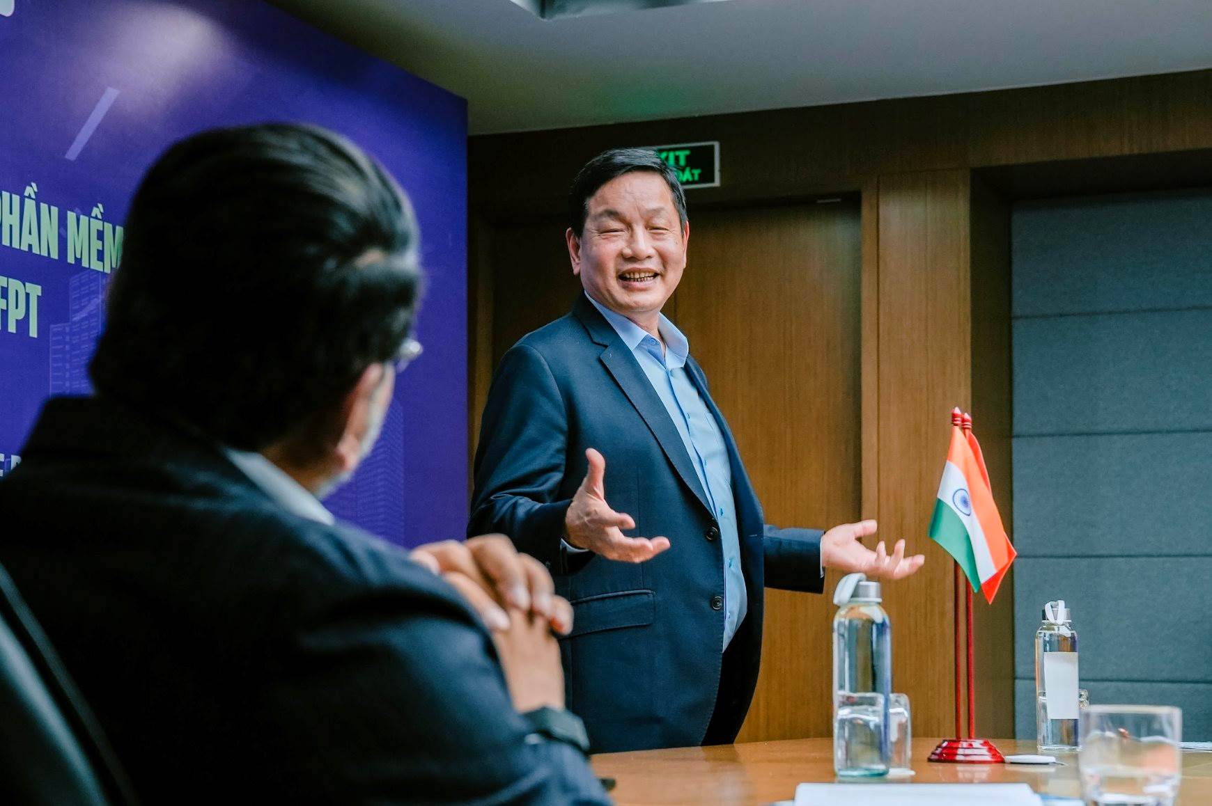 FPT bắt tay cùng “ông lớn” Ấn Độ đào tạo kỹ sư AI, đưa Việt Nam thành trung tâm chuỗi cung ứng phần mềm ô tô toàn cầu