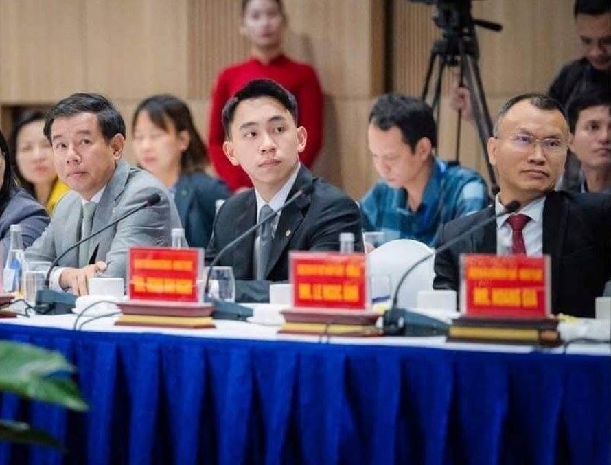Công ty do Phạm Nhật Minh Hoàng làm Tổng giám đốc muốn đổi tên và nhận diện thương hiệu