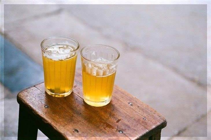 Liên tiếp kịch trần, loạt cổ phiếu vẫn mắc kẹt ở giá ‘trà đá’ khiến nhà đầu tư ngỡ ngàng
