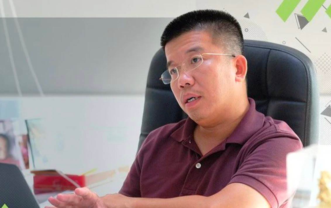 ADG: Chủ tịch Clever Group đăng ký mua cổ phiếu vì “giá rẻ nên mua thêm”, trong khi cổ đông ngoại liên tục bán ra, lợi nhuận rơi về đáy 8 năm