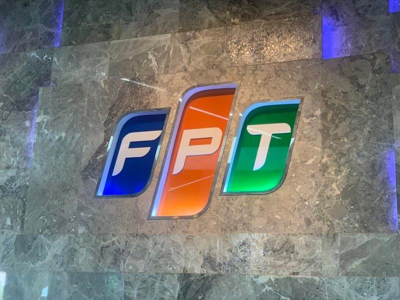 FPT: Chuyện gì đang xảy ra với cổ phiếu FPT?