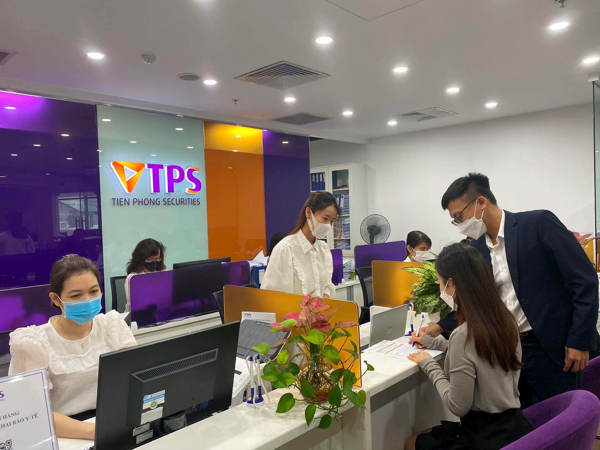 ORS: Cổ phiếu của công ty Chủ tịch Đỗ Anh Tú đột ngột giảm sàn, trắng bên mua: Chuyện gì đang xảy ra?