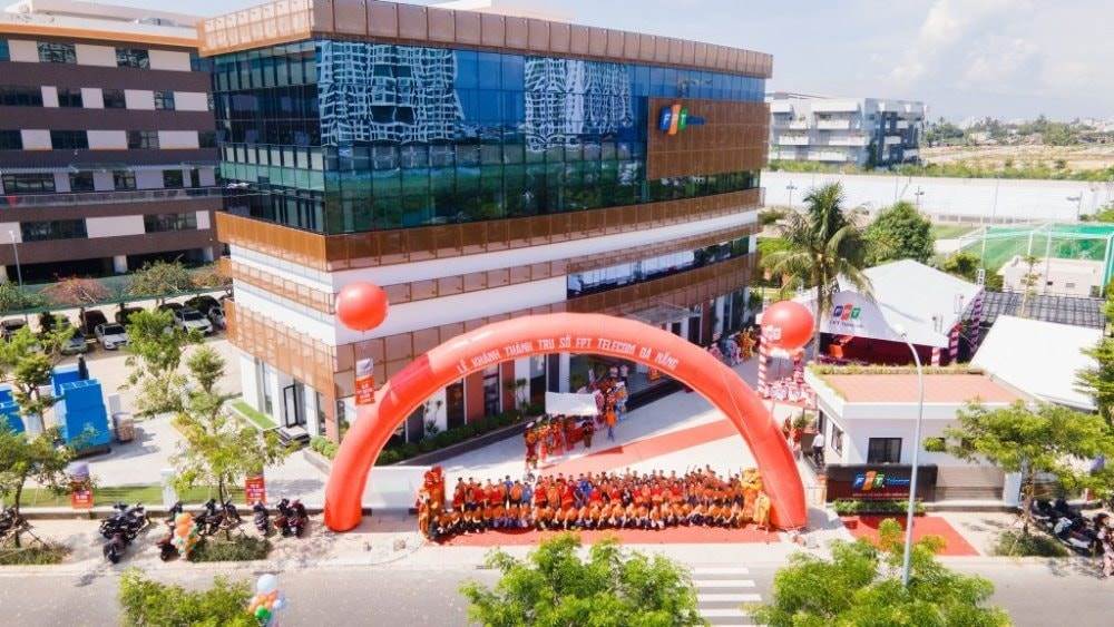 FOX: Đặt mục tiêu lợi nhuận 2025 cao kỷ lục, cổ tức tiền mặt 5.000 đồng/cp