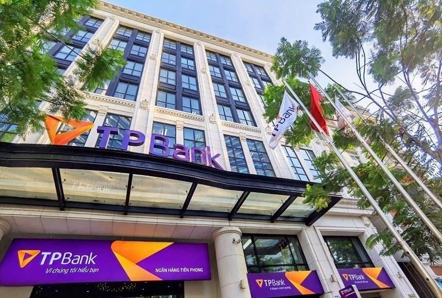 TPB: Cổ phiếu TPBank lao dốc, vốn hoá giảm hơn 2.200 tỷ đồng