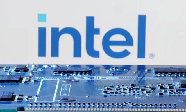 CEO Intel cầu xin khách hàng hãy ‘trung thực đến tàn nhẫn’ để giúp ông khôi phục ‘biểu tượng một thời của nước Mỹ’
