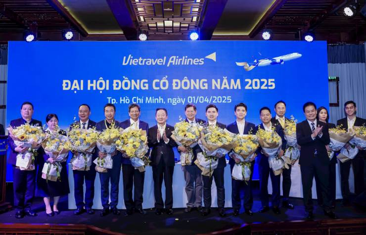 Phó Chủ tịch HĐQT T&amp;T Group Đỗ Vinh Quanglàm Chủ tịch HĐQT Vietravel Airlines