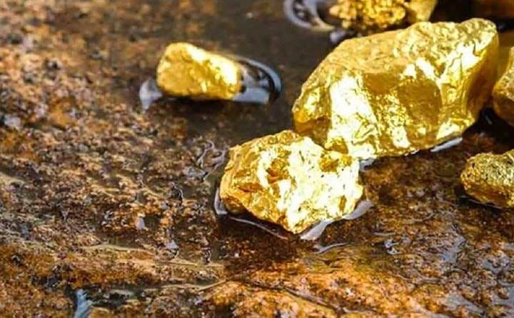 Nhóm cổ phiếu khoáng sản đồng loạt “tím lịm” sau thông tin Việt Nam mới phát hiện 40 mỏ vàng, trữ lượng gần 30 tấn