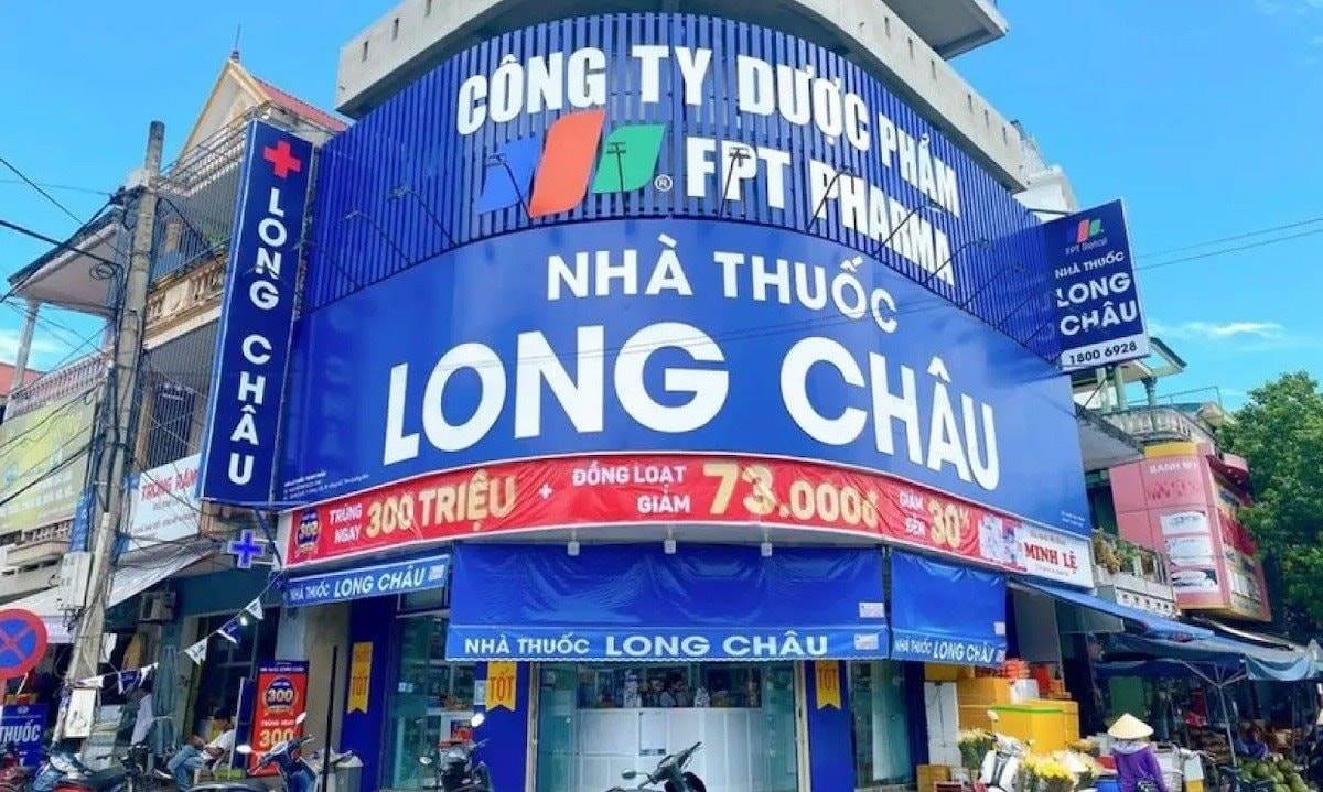 FRT: Đồng loạt định giá FPT Retail trên 200.000 đồng/cp, các công ty chứng khoán đã “việt vị”?