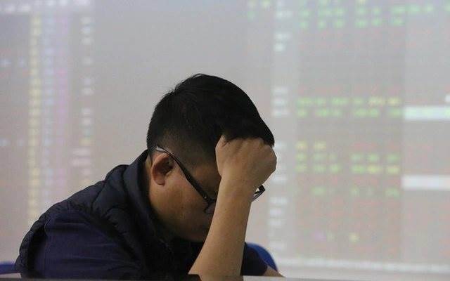 Một cổ phiếu Bluechips bị tự doanh CTCK bán ròng gần 400 tỷ trong phiên VN-Index mất mốc 1.100