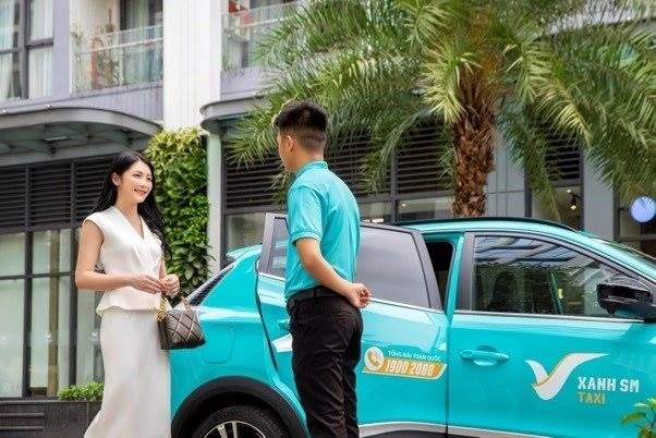 Hãng taxi của ông Phạm Nhật Vượng tung giải pháp bảo vệ tài xế lái cuốc xe đêm, hành khách đi một mình