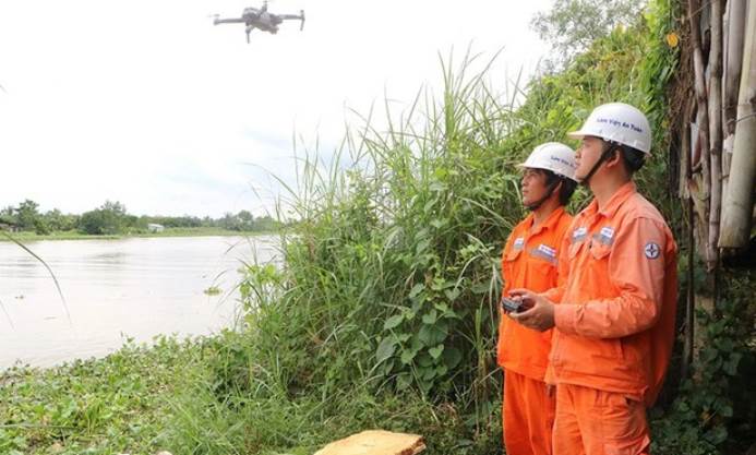 Bài dự thi “Ngành điện miền Nam – 50 năm thắp sáng niềm tin”: Kỷ niệm thời trai trẻ ở lòng hồ thủy điện Trị An