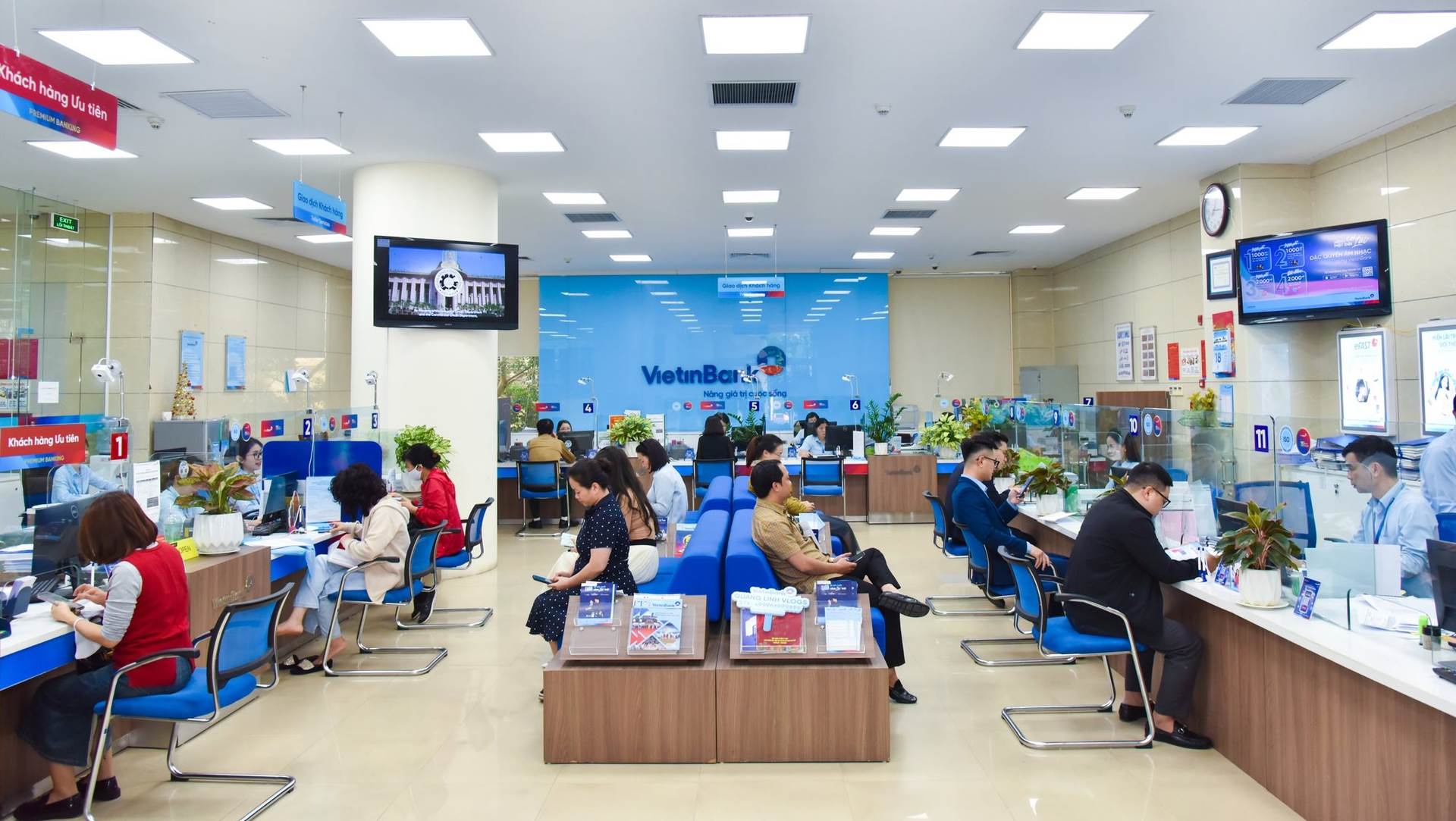 CTG: ĐHĐCĐ VietinBank – Kế hoạch tinh gọn đội ngũ nhân sự, bầu Cục trưởng thuộc Ngân hàng Nhà nước vào HĐQT