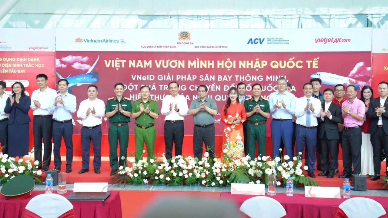 Khánh thành nhà ga T3, tỷ phú Nguyễn Thị Phương Thảo tự hào: Minh chứng cho khát vọng đưa Việt Nam trở thành trung tâm công nghệ, logistics và hàng không thông minh
