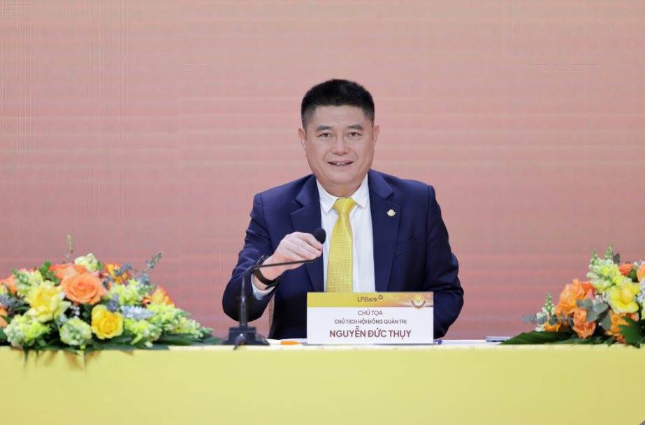 LPB: Chi gần 7.500 tỷ trả cổ tức, cổ đông hỏi LPBank dự kiến chia năm sau ra sao, ông Nguyễn Đức Thụy nói gì?