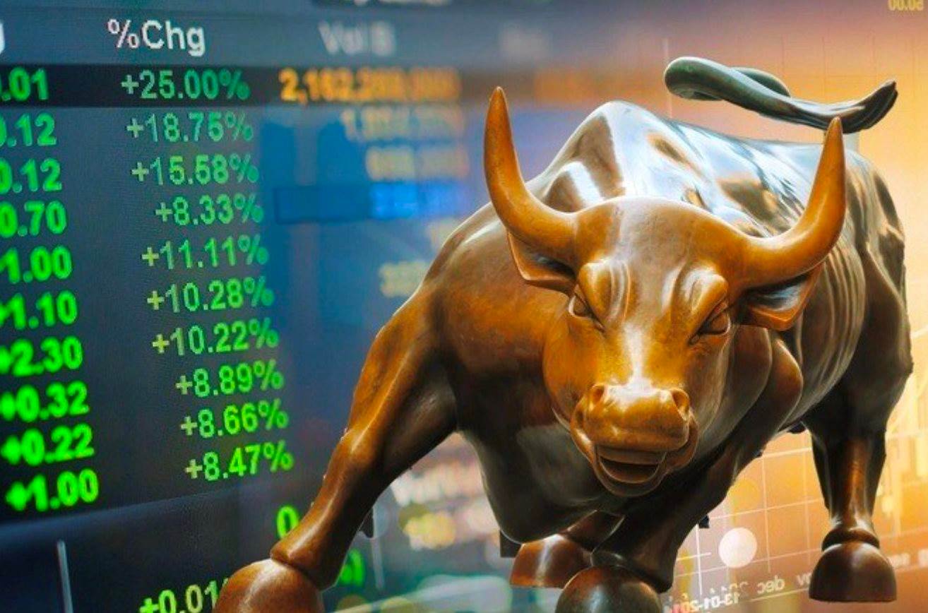 Một công ty chứng khoán nâng dự báo VN-Index cuối năm lên 1.500 điểm