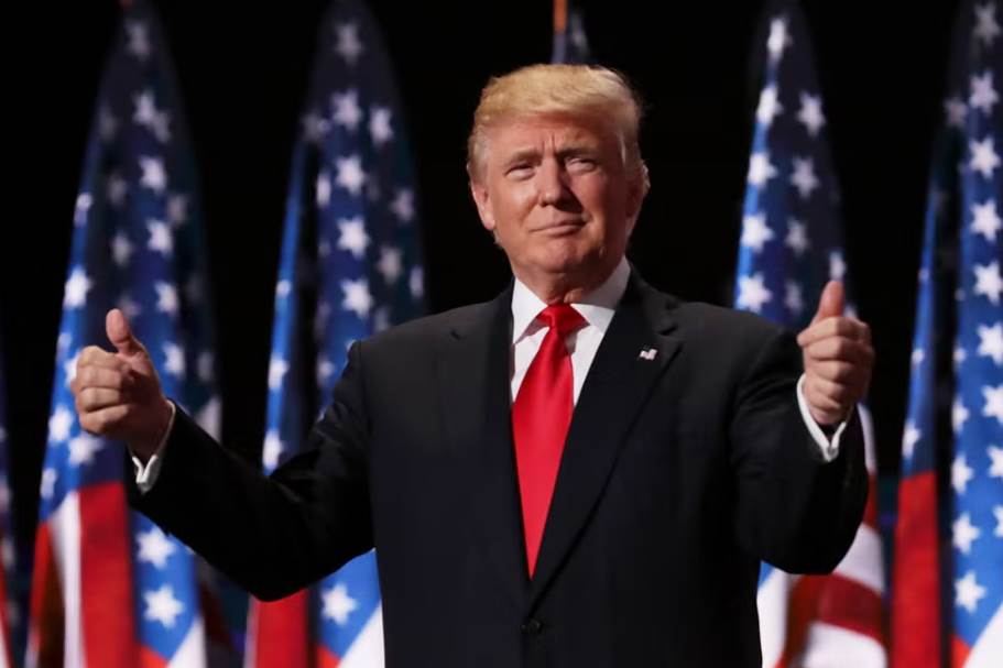 Sau tuyên bố của Tổng thống Mỹ Donald Trump, cổ phiếu ngành xuất khẩu hàng chục tỷ USD sang Mỹ đồng loạt tăng hết biên độ