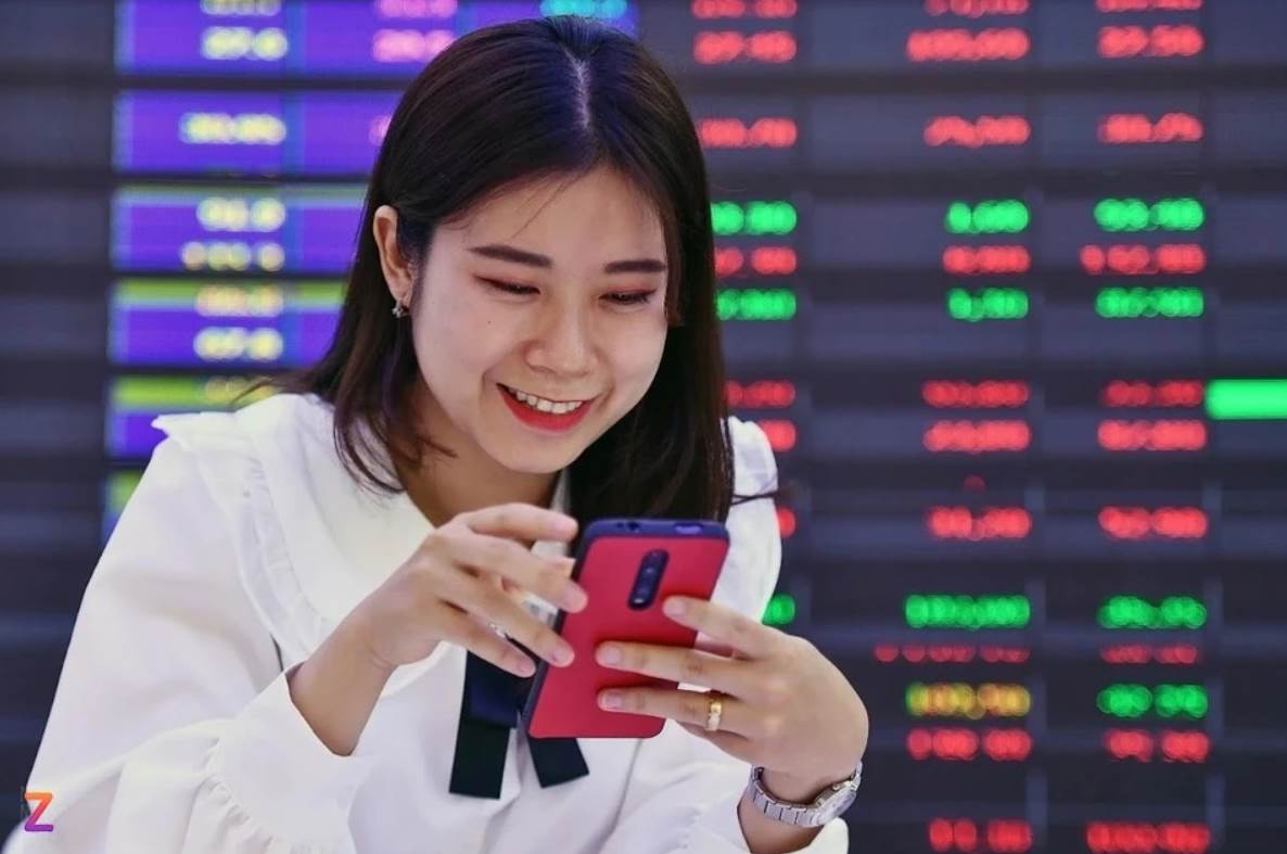 Góc nhìn chuyên gia: “Nín thở” trong 30 ngày then chốt, nhà đầu tư cần tính đến kịch bản VN-Index thủng 1.300 điểm