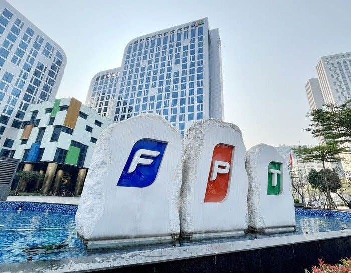 FPT: Cổ phiếu FPT “bứt tốc” mạnh nhất trong 1 tháng