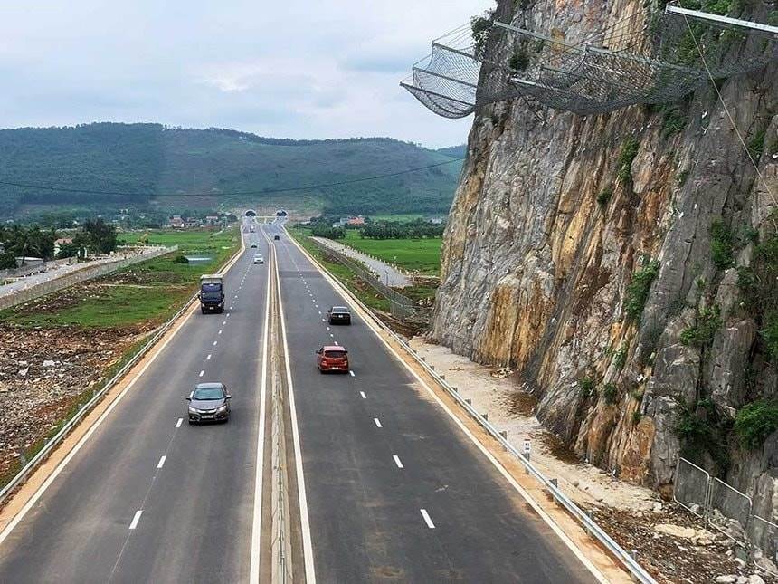 7 đại gia Việt ‘đối đầu’ tại dự án mở rộng cao tốc Bắc – Nam phía Đông: Xuân Trường vừa “nhập cuộc” với đề xuất đầu tư 60.000 tỷ đồng