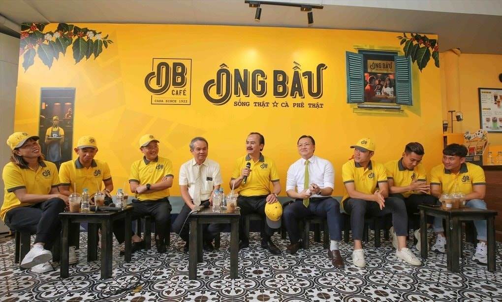 Cà phê Ông Bầu có liên quan gì tới bộ 3 bầu Đức, bầu Thắng và bầu Hải?