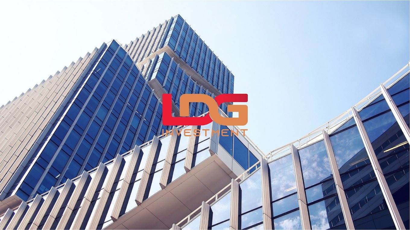 Chứng khoán lập đỉnh mọi thời đại, loạt cổ phiếu BĐS tăng trần, riêng LDG giảm sàn
