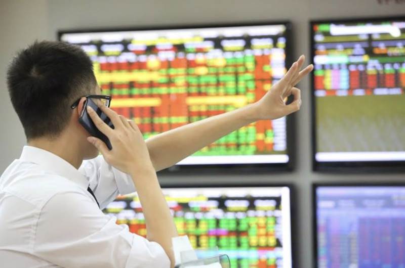 2 kịch bản cho VN-Index trong tháng 8