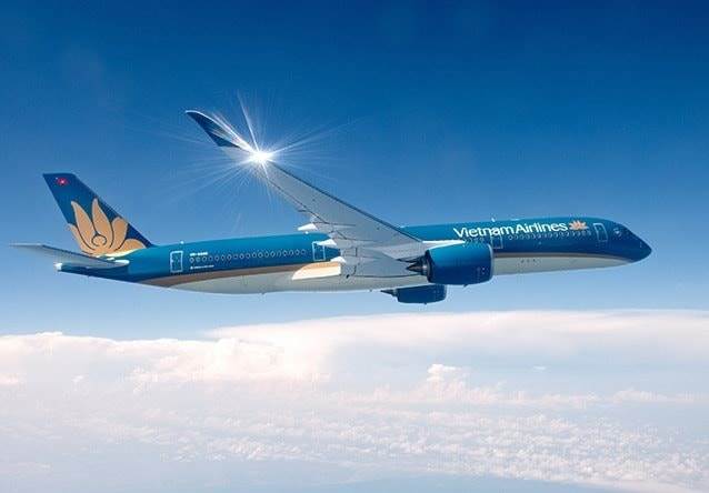 HVN: Vietnam Airlines bán 10 USD cho 1 giờ sử dụng internet trên máy bay, các hãng bay khác bán giá nào?
