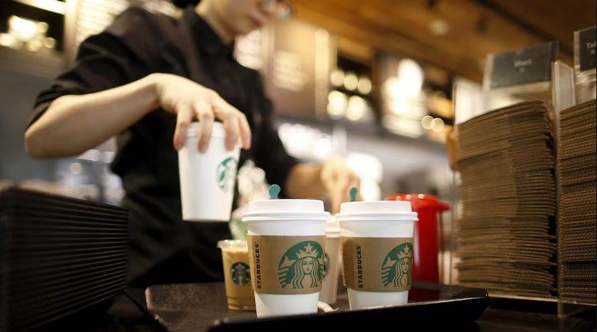 Cấm khách mang laptop vào quán tại Hàn Quốc, Starbucks bị người tiêu dùng phản ứng dữ dội