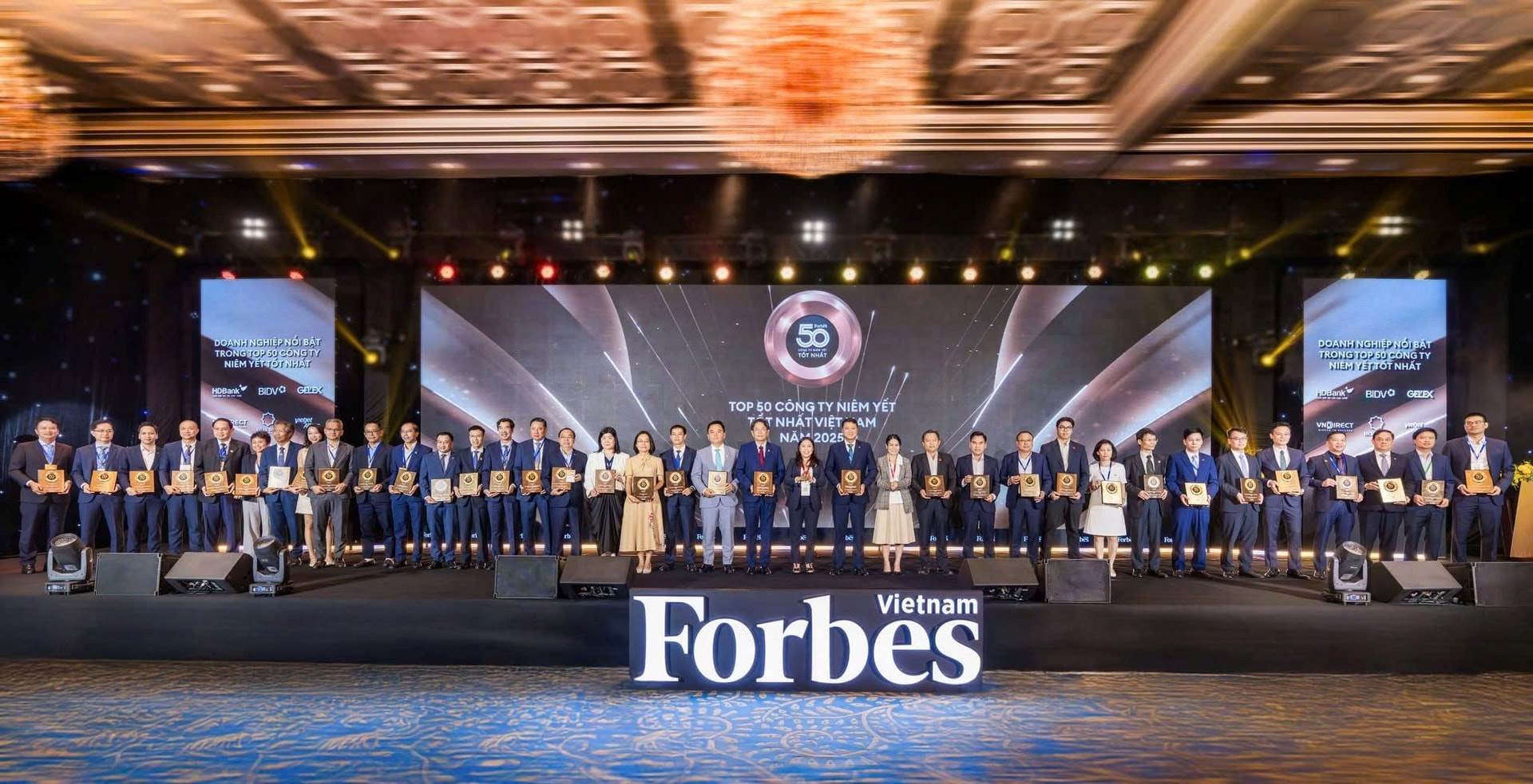 CMG: Hai năm liên tiếp lọt Top 50 Forbes