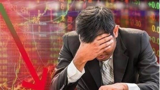 Phiên 10/9: Khối ngoại bán ròng đột biến hơn 3.000 tỷ đồng, cổ phiếu nào là tâm điểm “xả hàng”?