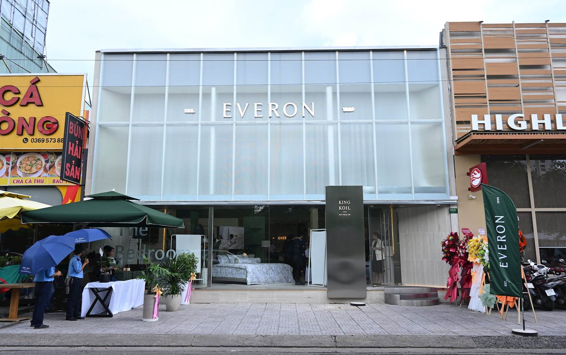 EVE: Bắt tay ‘gã khổng lồ’ sợi vải của Áo, Everpia chi lớn cho Flagship Space, chính thức bước vào cuộc đua hàng hiệu 9.000 tỷ của Việt Nam