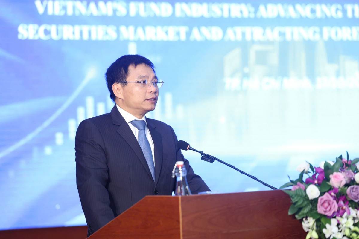 Ngành quỹ đầu tư chứng khoán: ‘Khởi đầu chậm nhưng tiềm năng còn rất lớn’