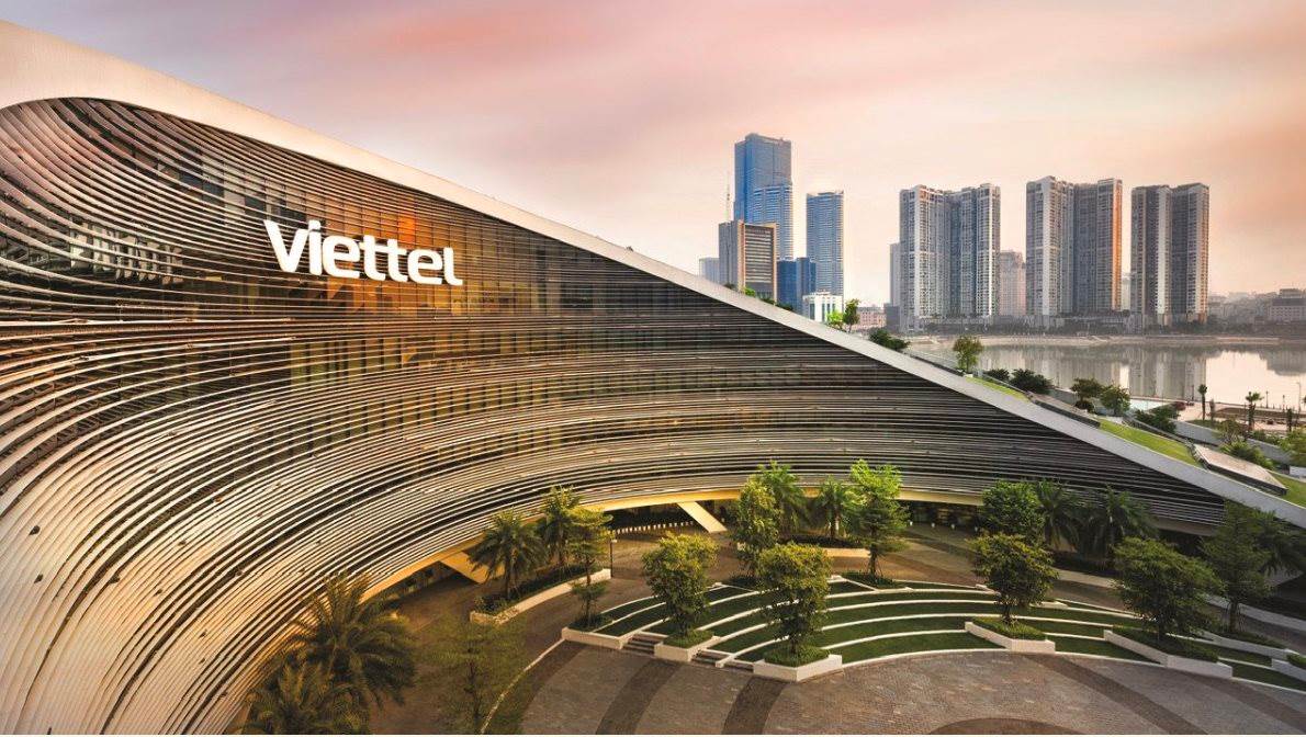 Viettel dồn dập đón tin vui, riêng Viettel Telecom đặt mục tiêu chưa từng có: Cổ phiếu họ Viettel trên sàn nổi sóng, tăng kịch trần hàng loạt