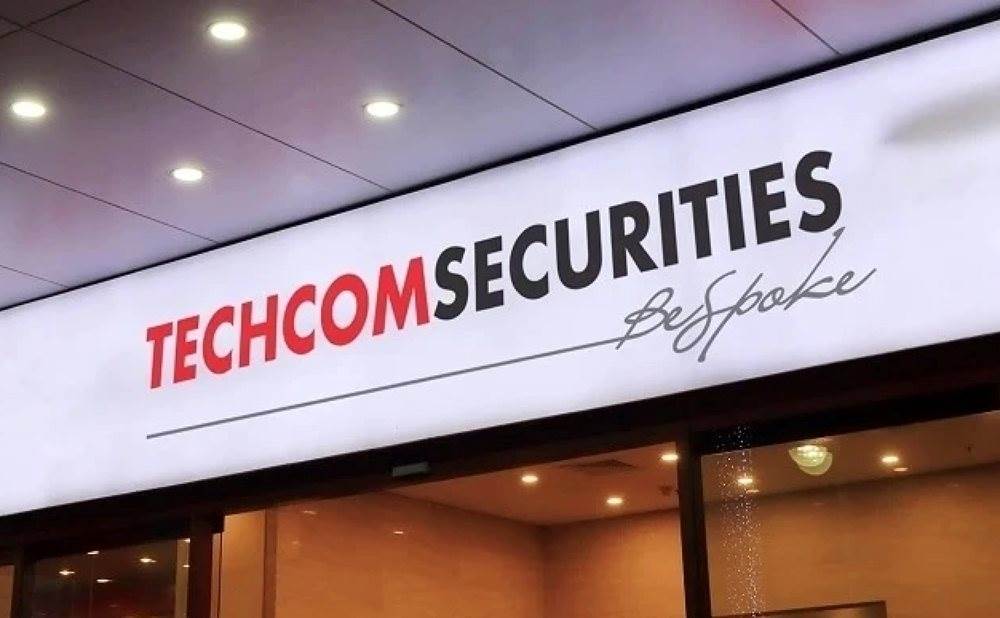TCX: Cổ phiếu “bom tấn” TCBS lùi về sát giá IPO sau 4 phiên lên sàn