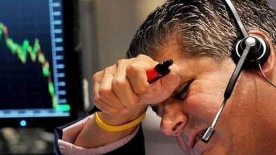 Phiên 14/11: Khối ngoại vẫn bán ròng gần 700 tỷ đồng, tâm điểm “xả” mạnh một cổ phiếu ngân hàng