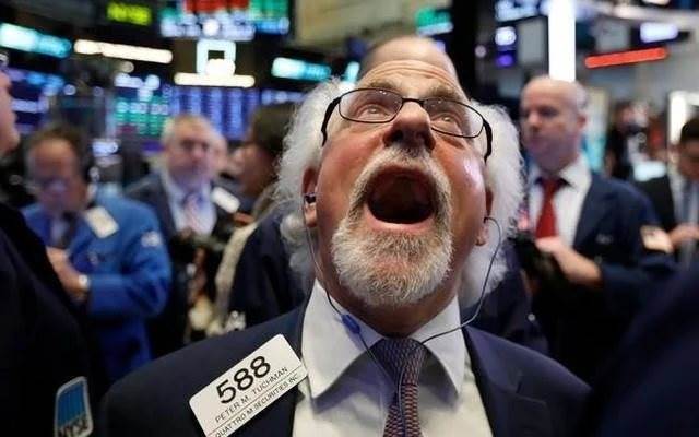 Một thế lực bất ngờ tung gần 1.200 tỷ “gom” cổ phiếu Việt Nam trong phiên cuối tuần